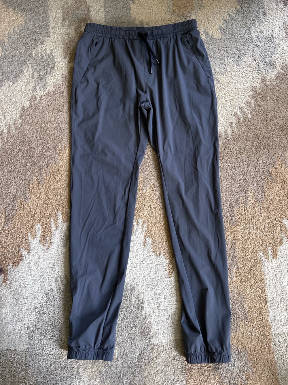 UNRL Nylon Jogger Style Athleisure Pants Gray Men’s Size Medium Tall EUC!